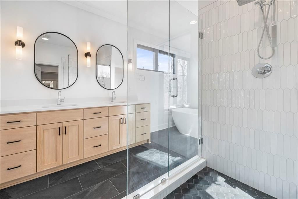 2207 W 48th Street — photo 20
