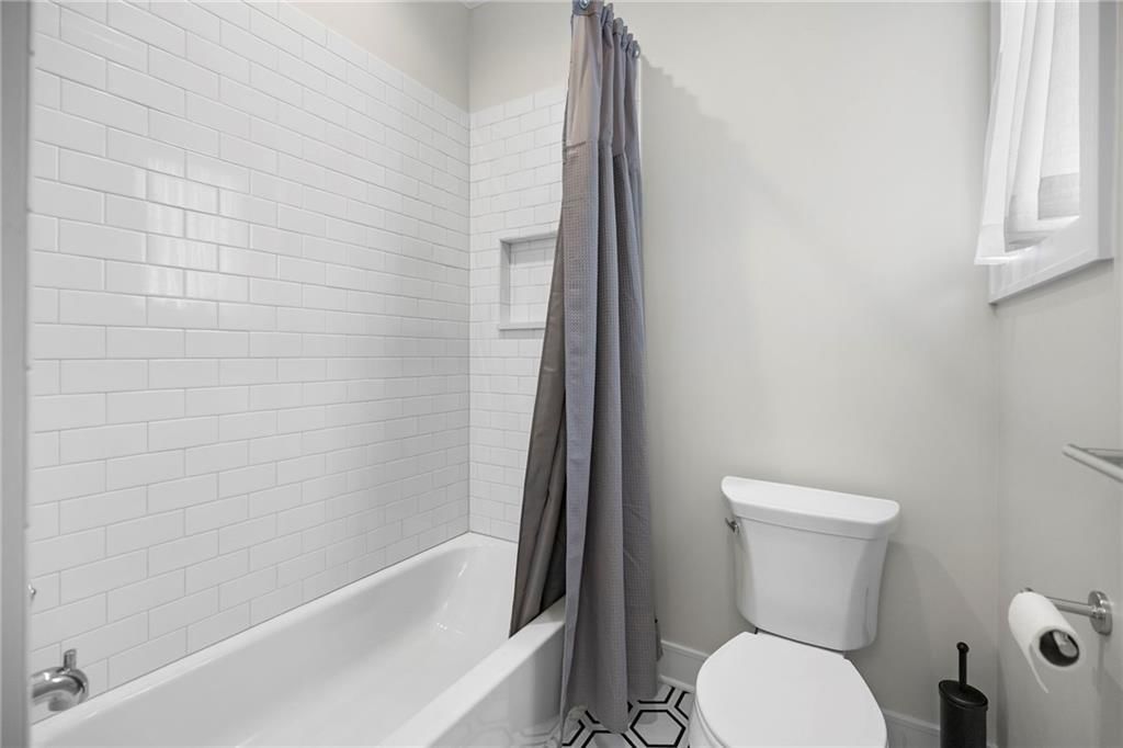 2207 W 48th Street — photo 25