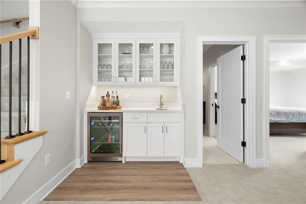 2207 W 48th Street — photo 28