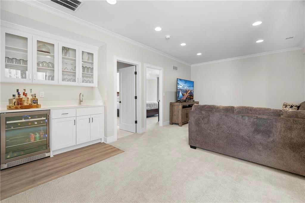 2207 W 48th Street — photo 29