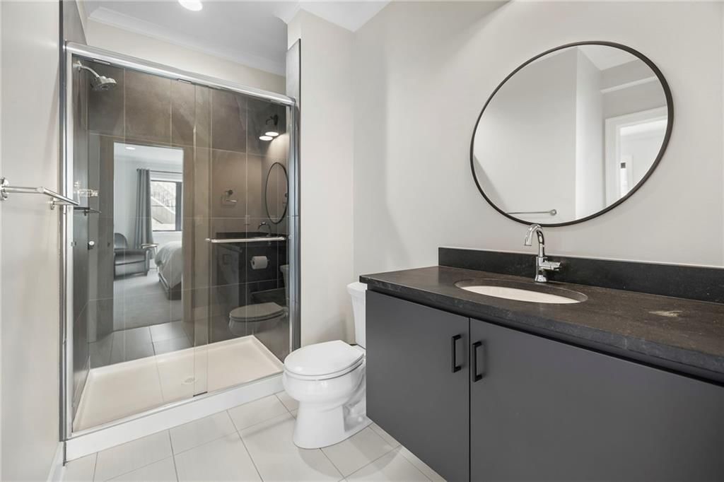 2207 W 48th Street — photo 32
