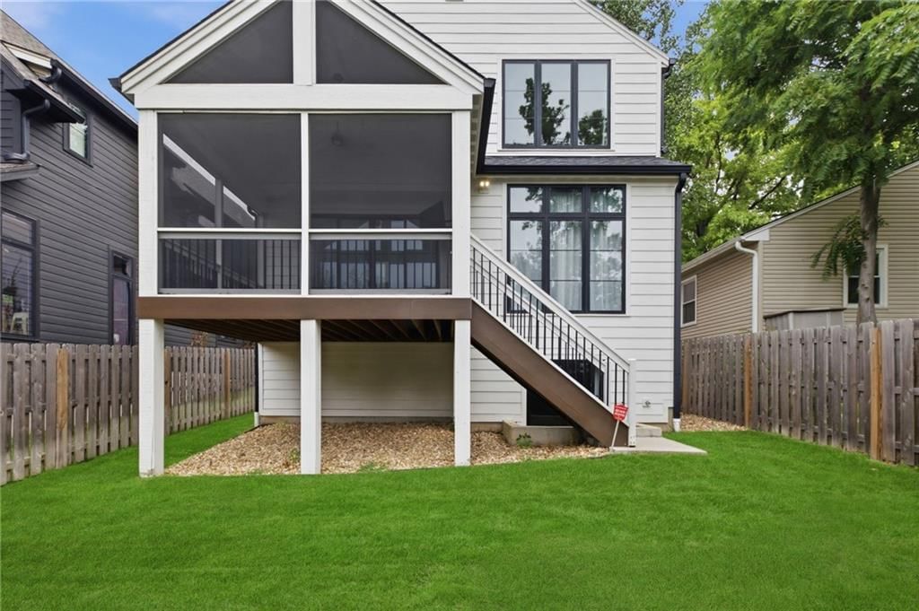 2207 W 48th Street — photo 36