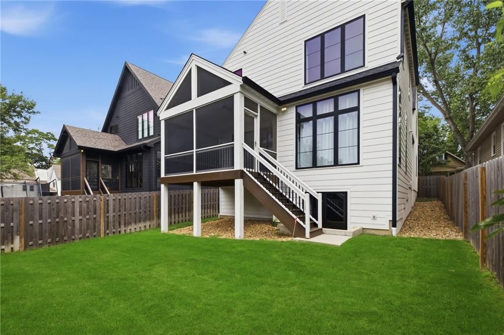 2207 W 48th Street — photo 38