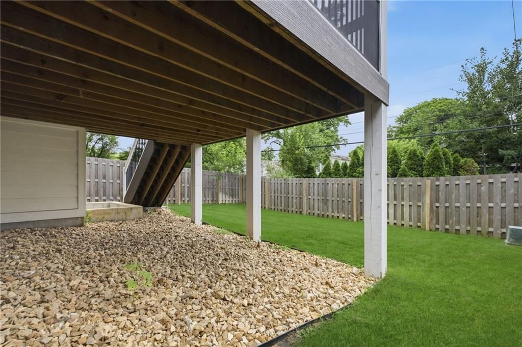 2207 W 48th Street — photo 39
