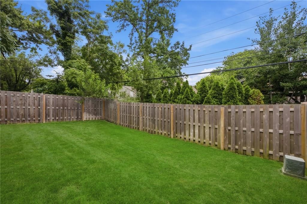 2207 W 48th Street — photo 40