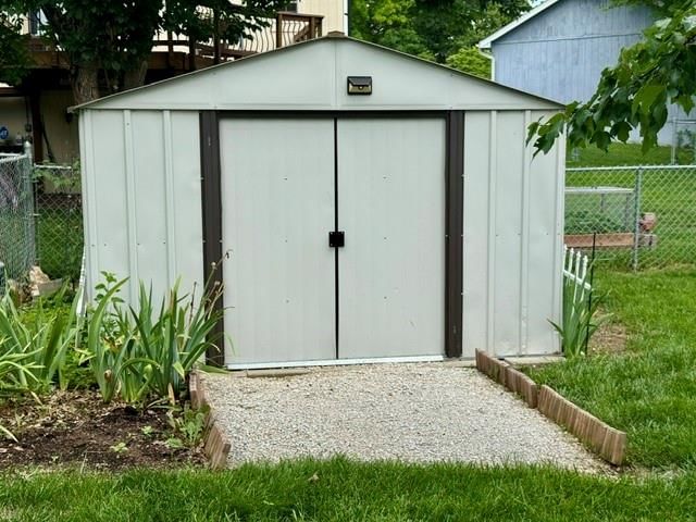 1320 Andrea Drive — photo 7