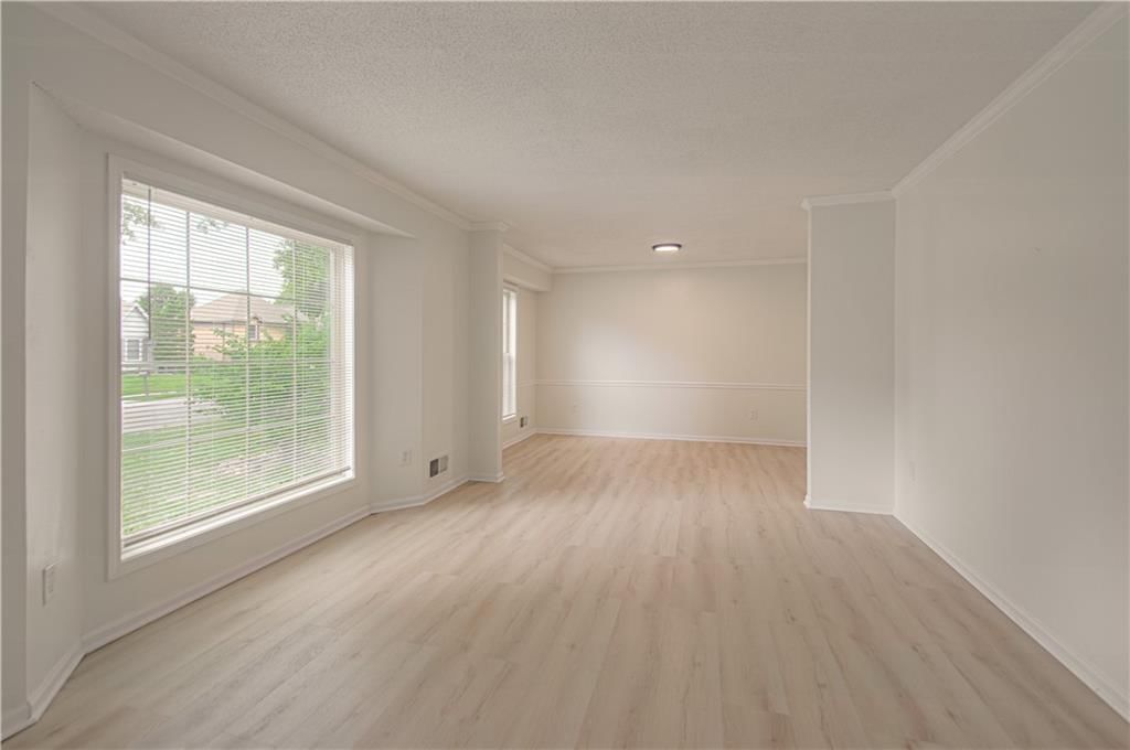10407 Long Street — photo 4