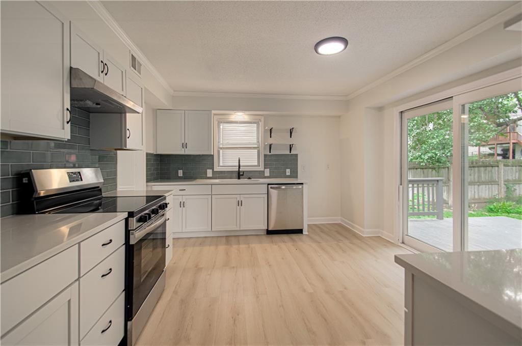10407 Long Street — photo 10