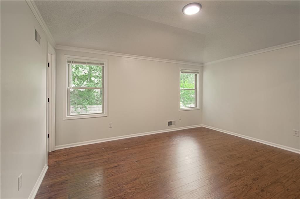 10407 Long Street — photo 14