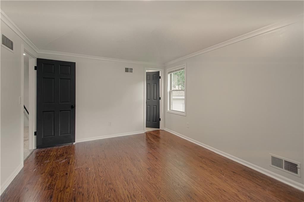 10407 Long Street — photo 16