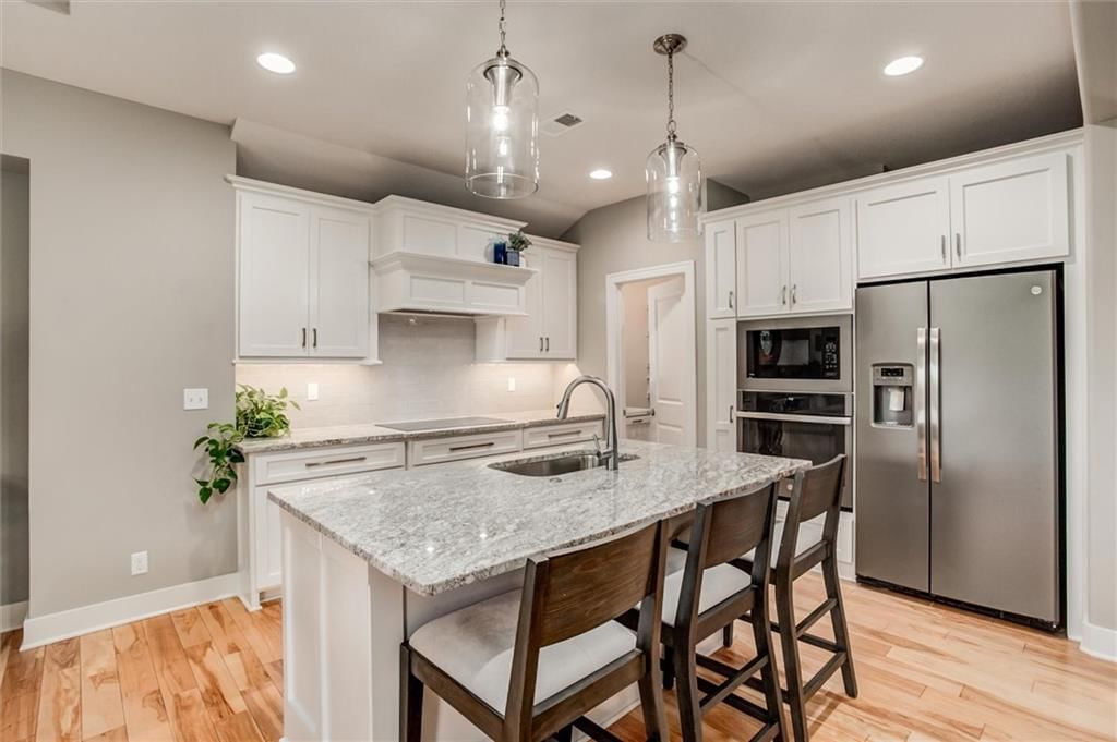 22235 W 98th Terrace — photo 18