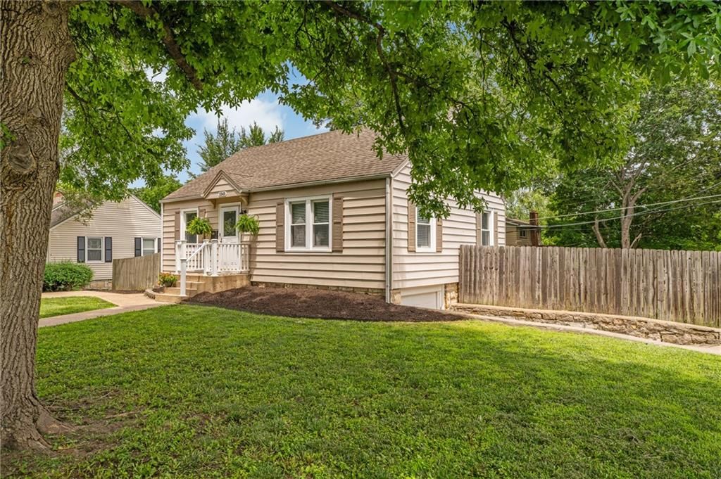 5549 Caenen Street — photo 3