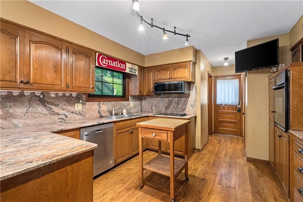 1012 S Wyckford Street — photo 10