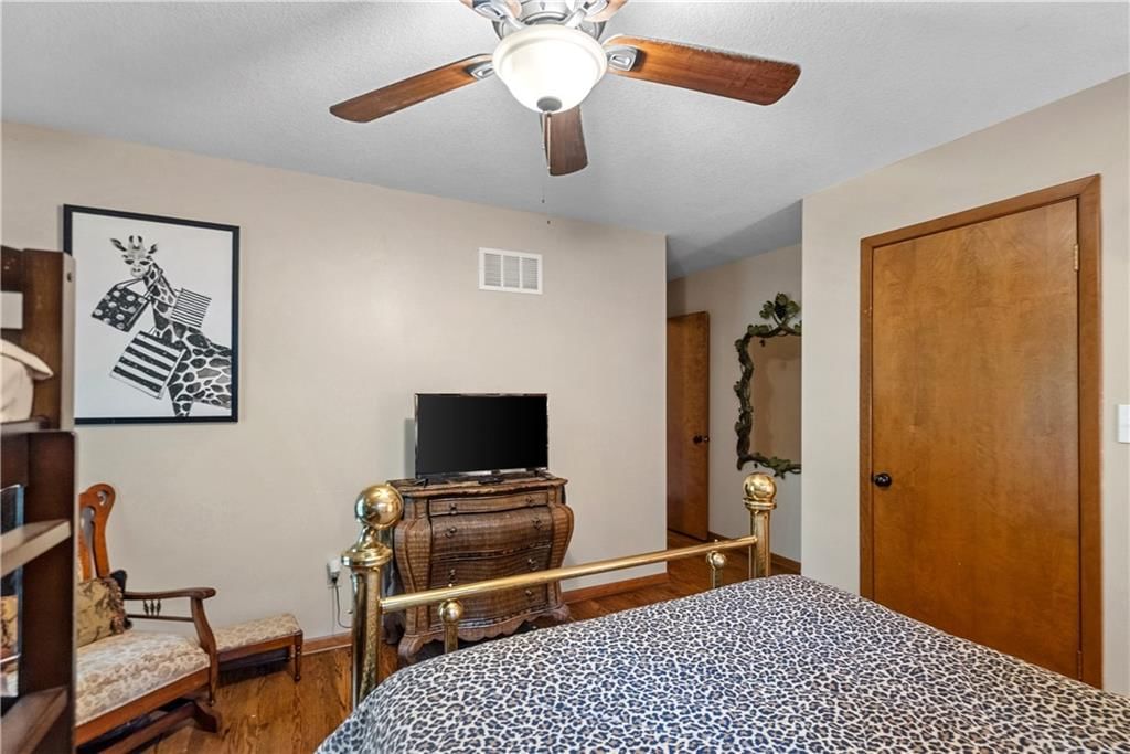 1012 S Wyckford Street — photo 21
