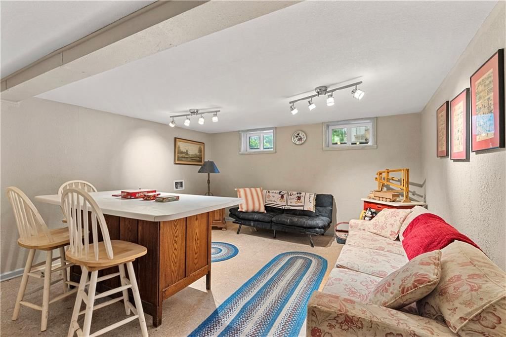 1012 S Wyckford Street — photo 24