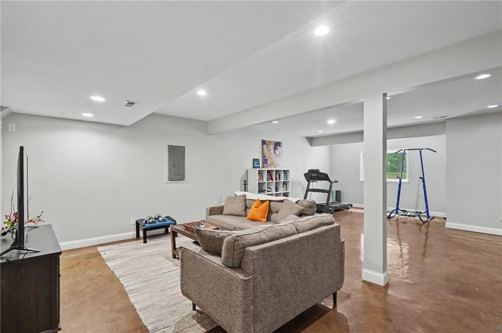 3238 Huntington Road — photo 35