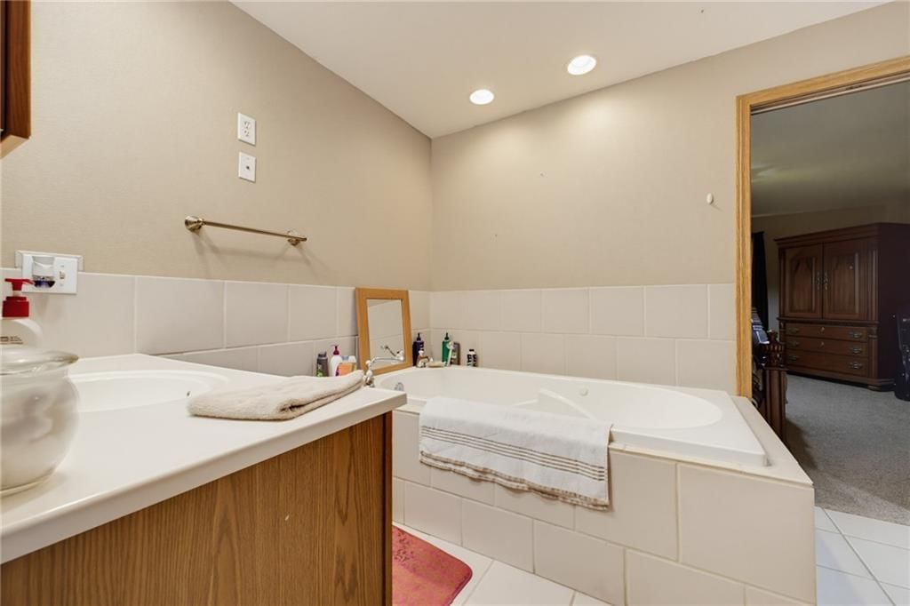 729 S Brunswick Street — photo 10