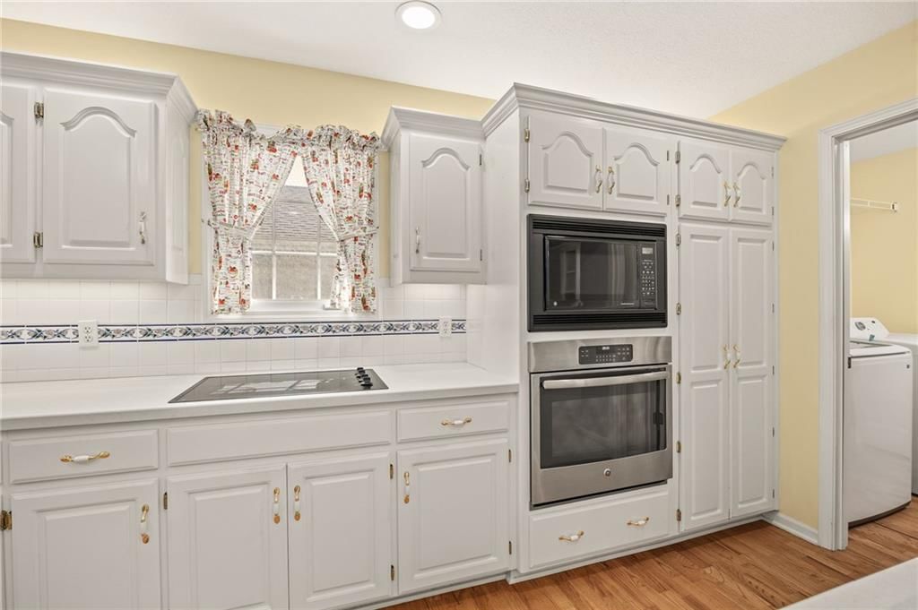 3005 Hirter Drive — photo 12