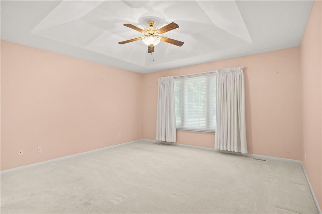 3005 Hirter Drive — photo 15
