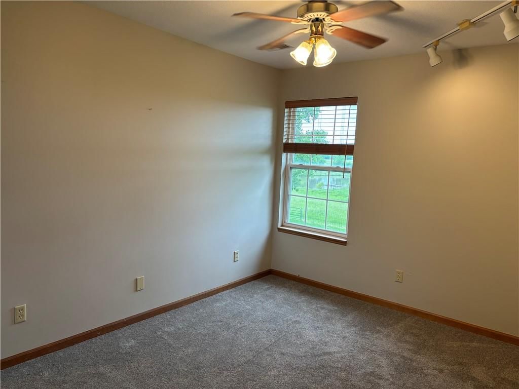 10510 W 327th Street — photo 31