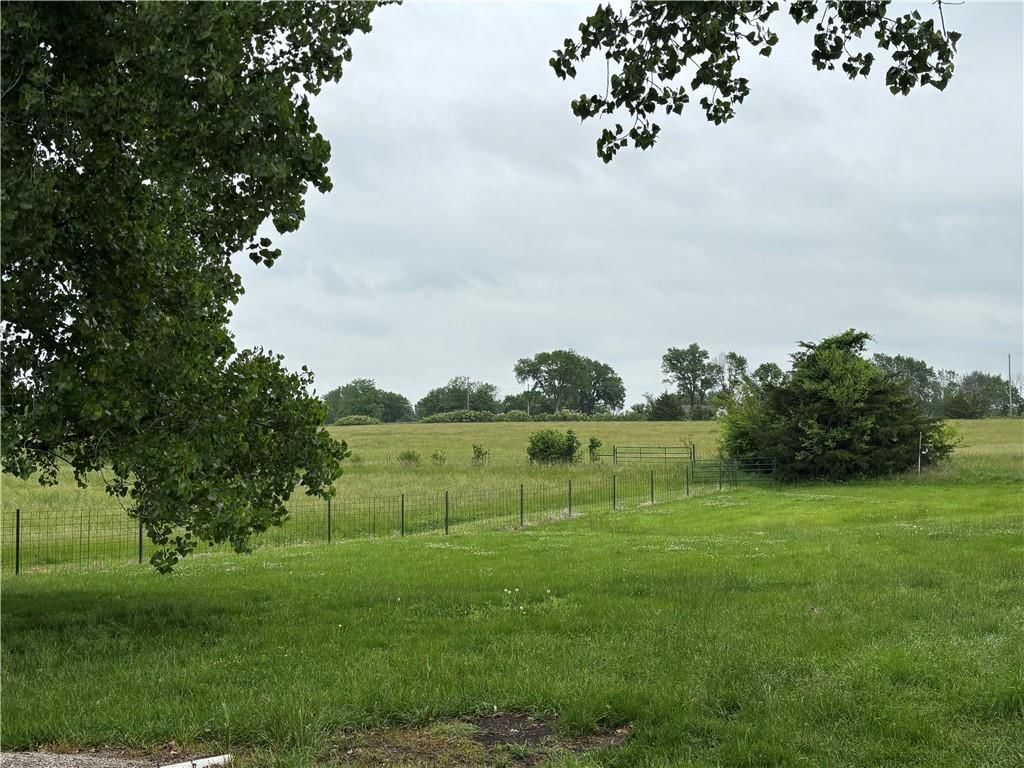 10510 W 327th Street — photo 43