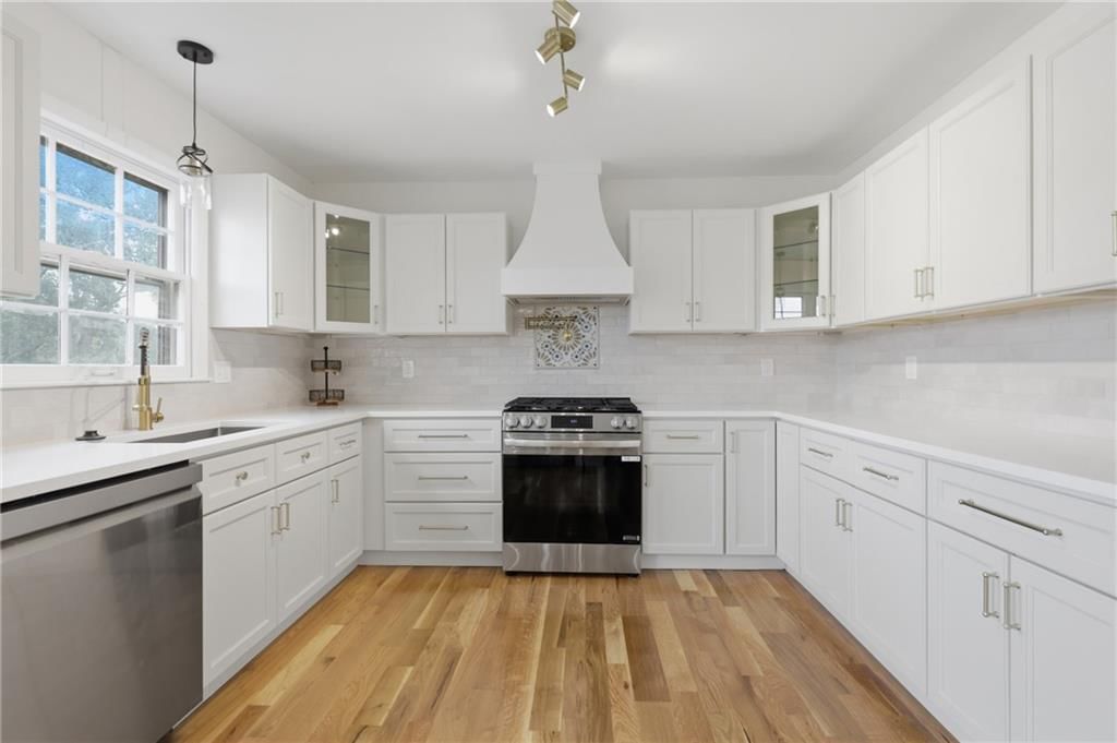 3628 NE Basswood Drive — photo 5