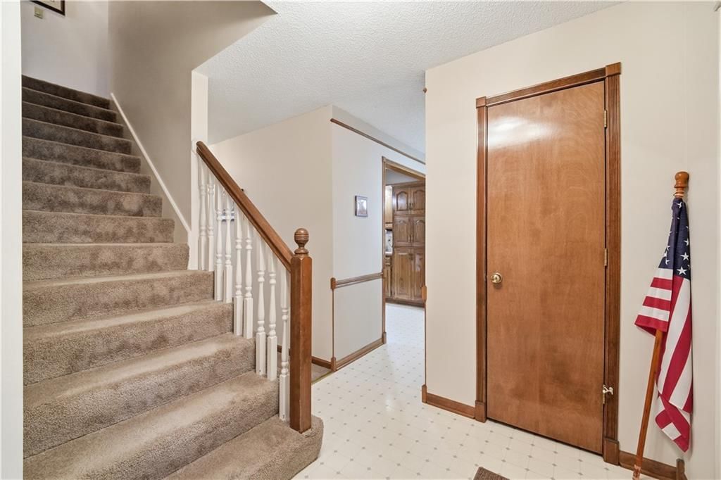 7915 Woodstone Street — photo 10