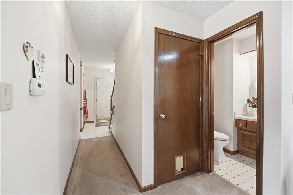 7915 Woodstone Street — photo 25