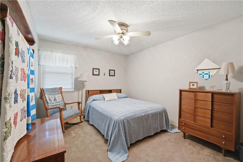 7915 Woodstone Street — photo 39
