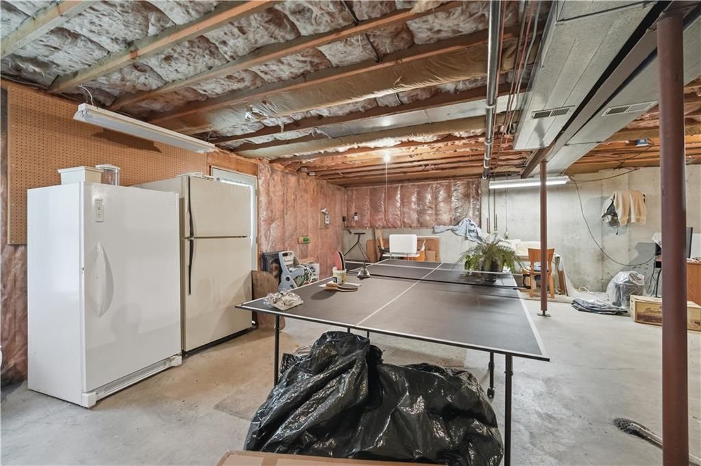 7915 Woodstone Street — photo 50