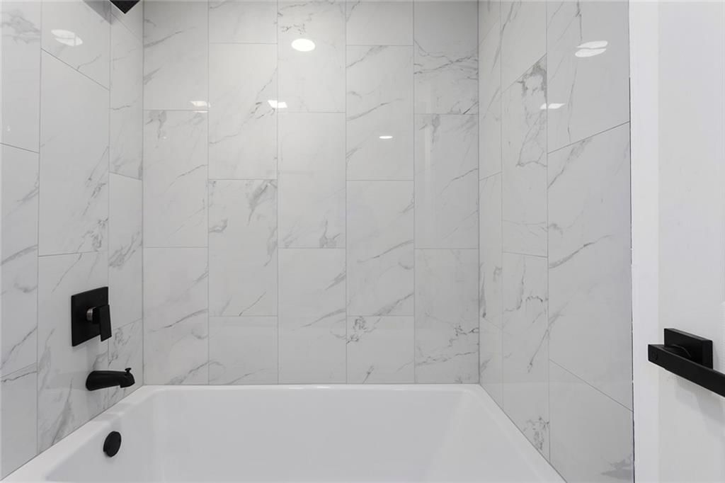 Photo 21 of 34 - 12901 E 61st Street