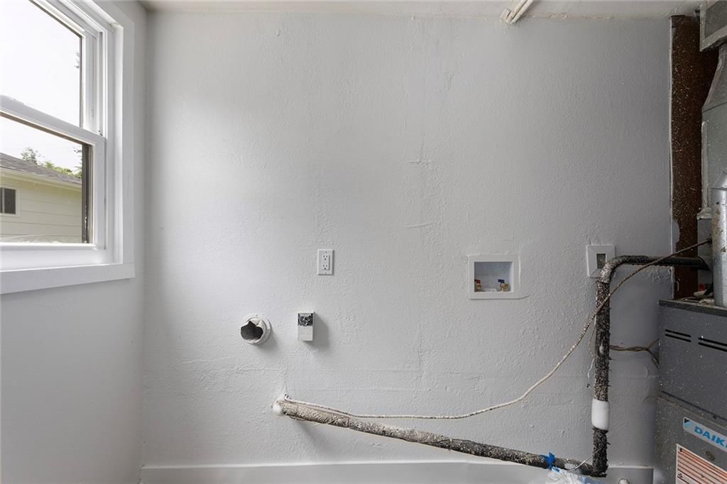Photo 27 of 34 - 12901 E 61st Street