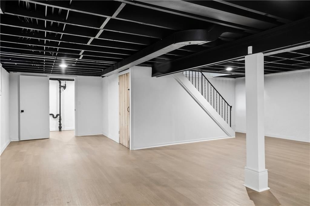 7806 Campbell Street — photo 35