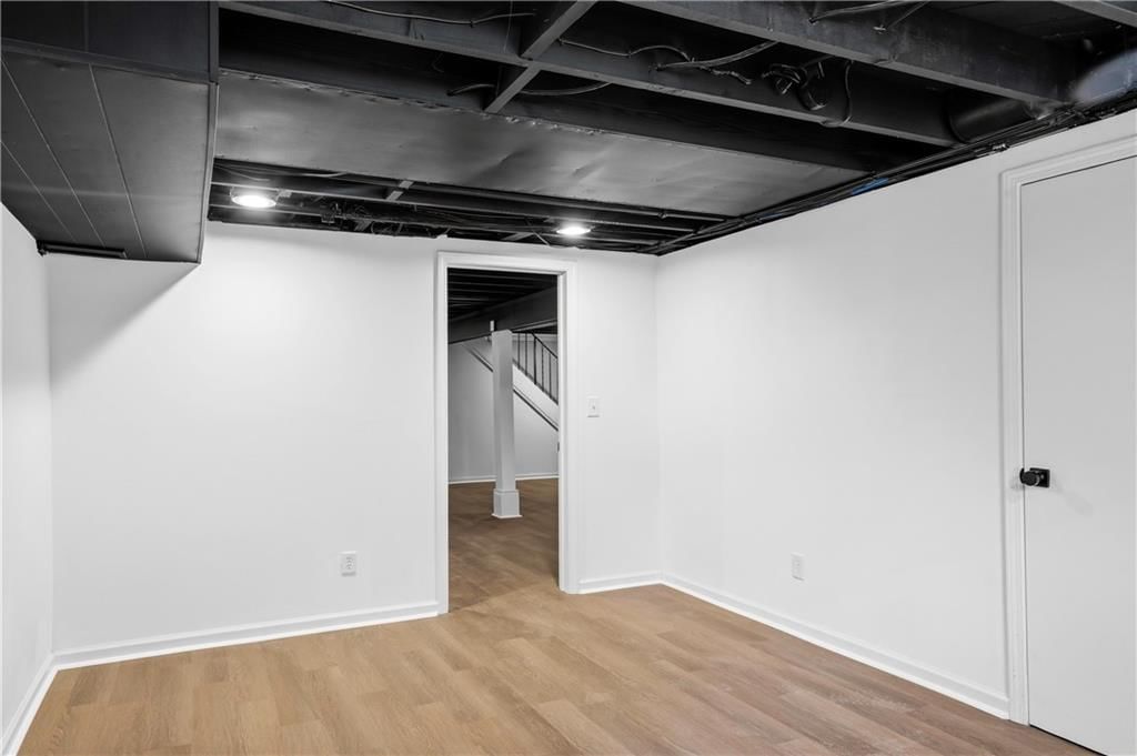 7806 Campbell Street — photo 40