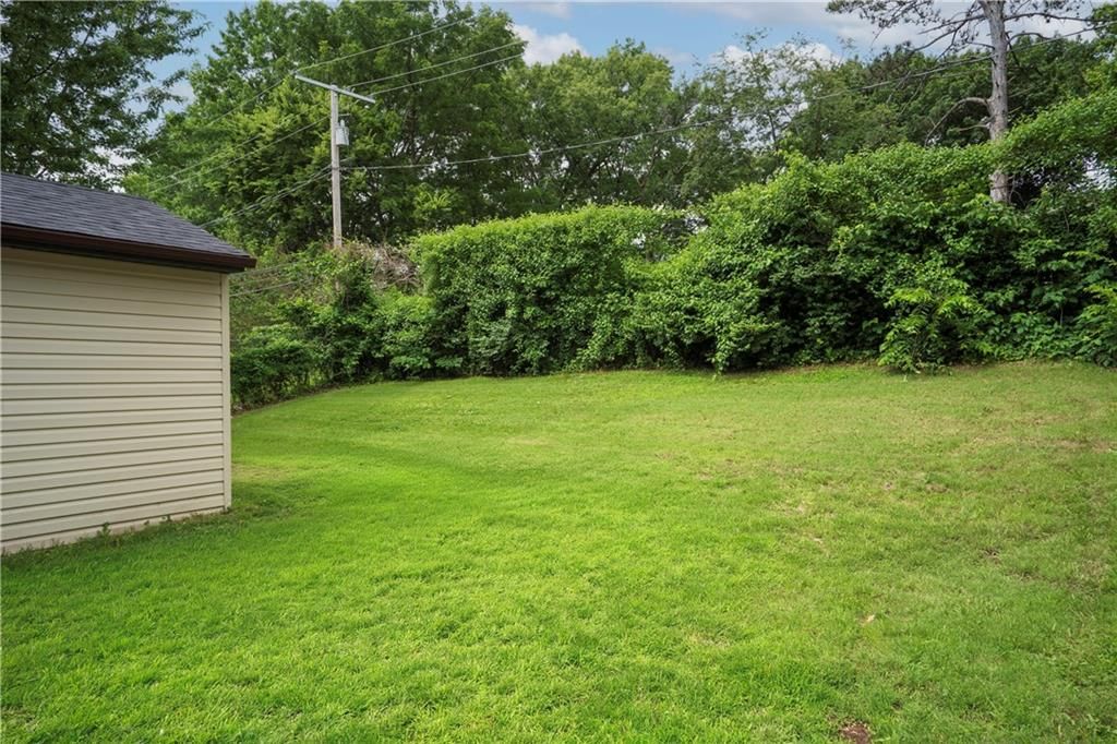 7806 Campbell Street — photo 42