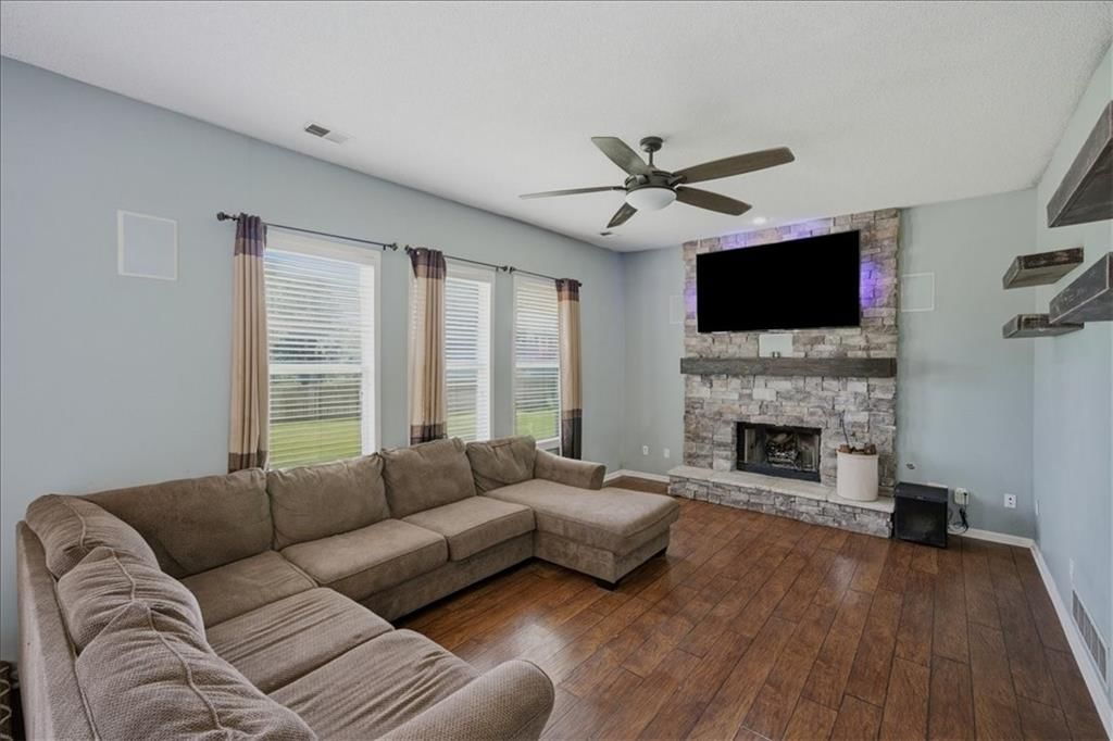 16345 S Warwick Street — photo 14
