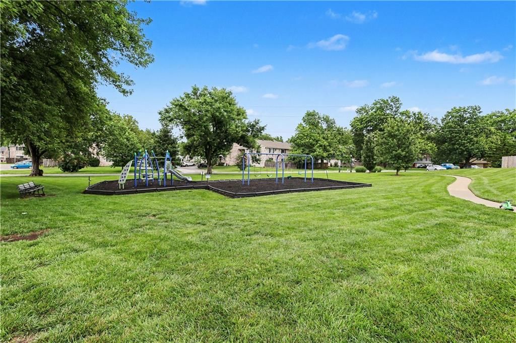 8320 Hadley Street — photo 33