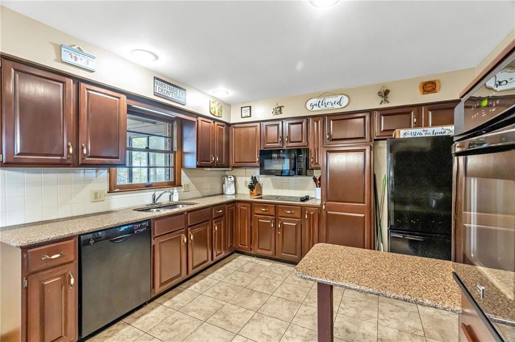 15600 E 43rd street S. Street — photo 9