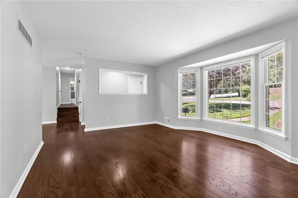 6217 Crisp Avenue — photo 3