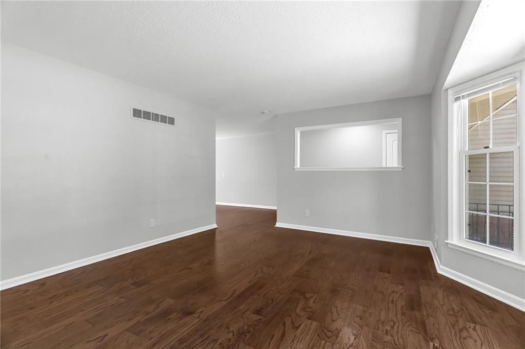 6217 Crisp Avenue — photo 4