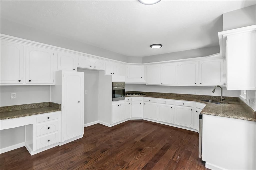 6217 Crisp Avenue — photo 10