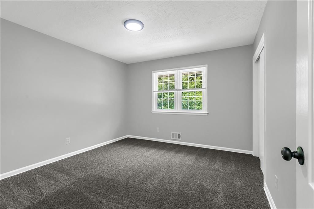 6217 Crisp Avenue — photo 11