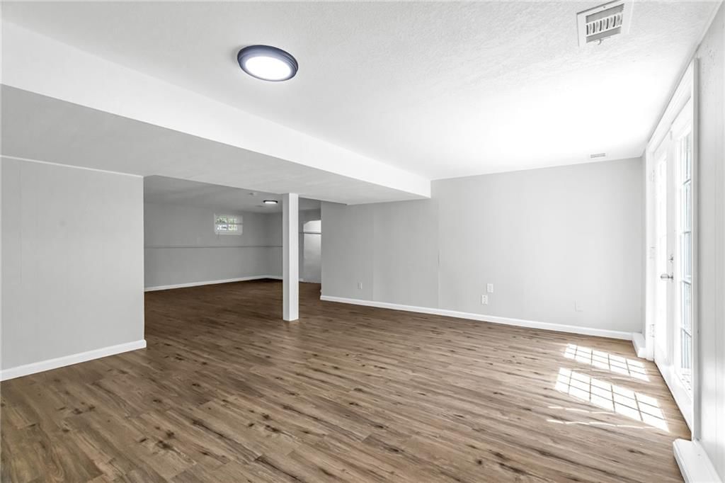 6217 Crisp Avenue — photo 22