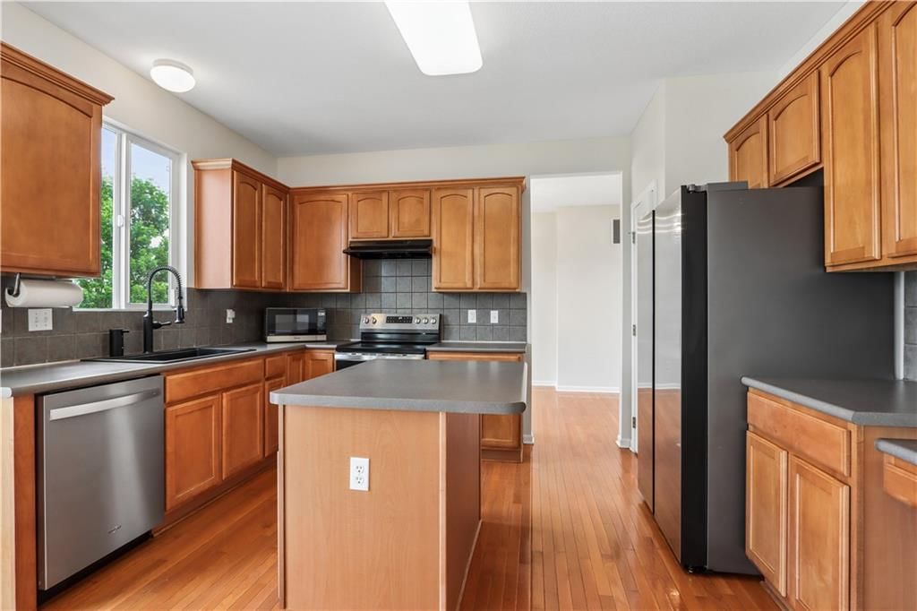 4904 NE 79 Street — photo 8