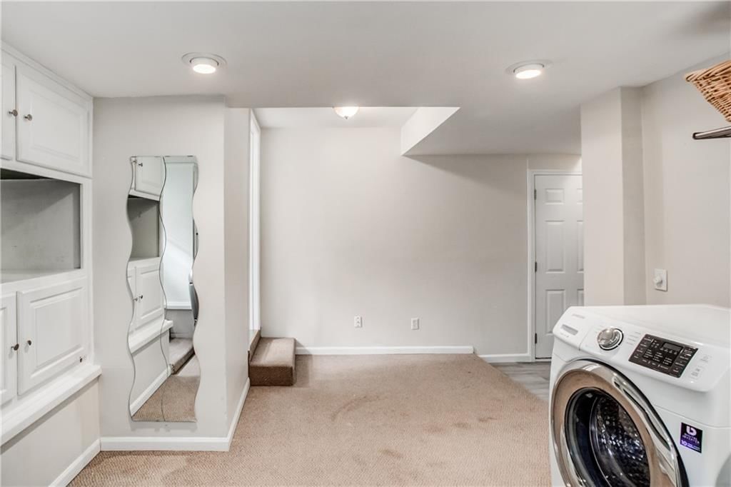 2821 W 73rd Street — photo 21