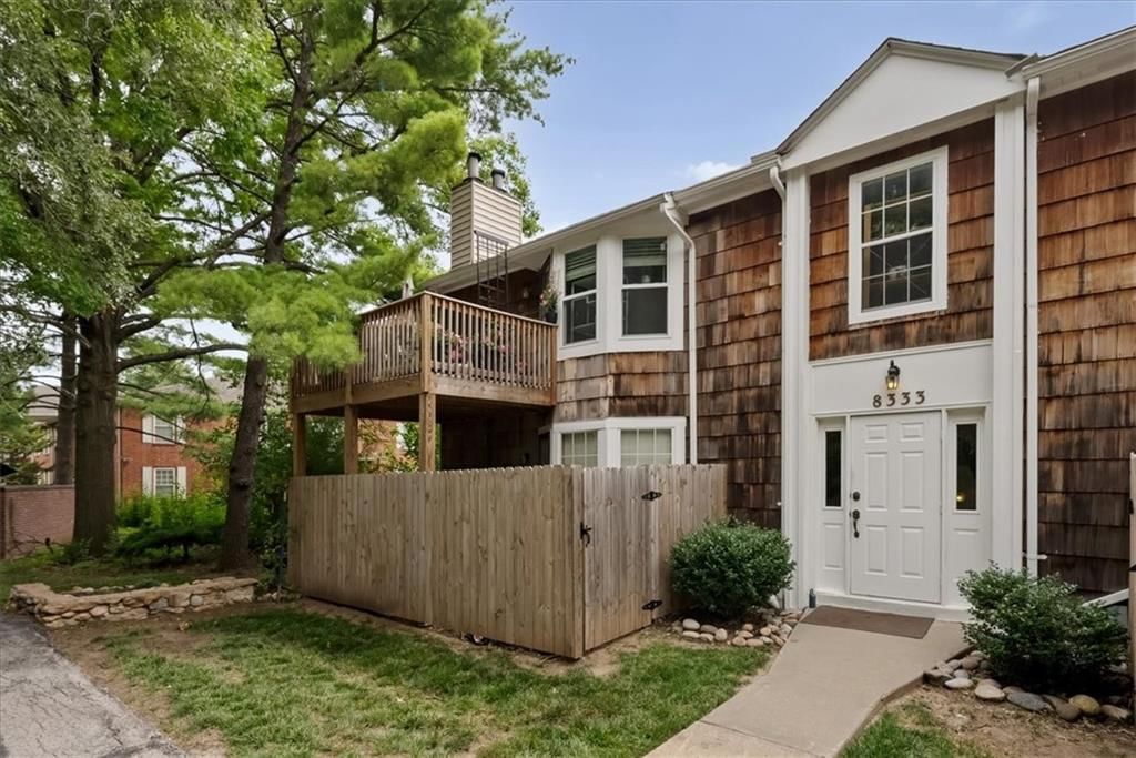 8333 LOWELL Avenue — photo 4