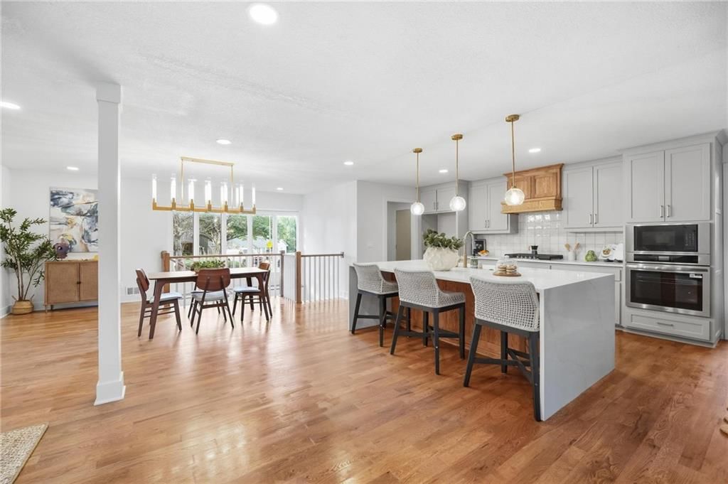 7206 W 101st Terrace — photo 10