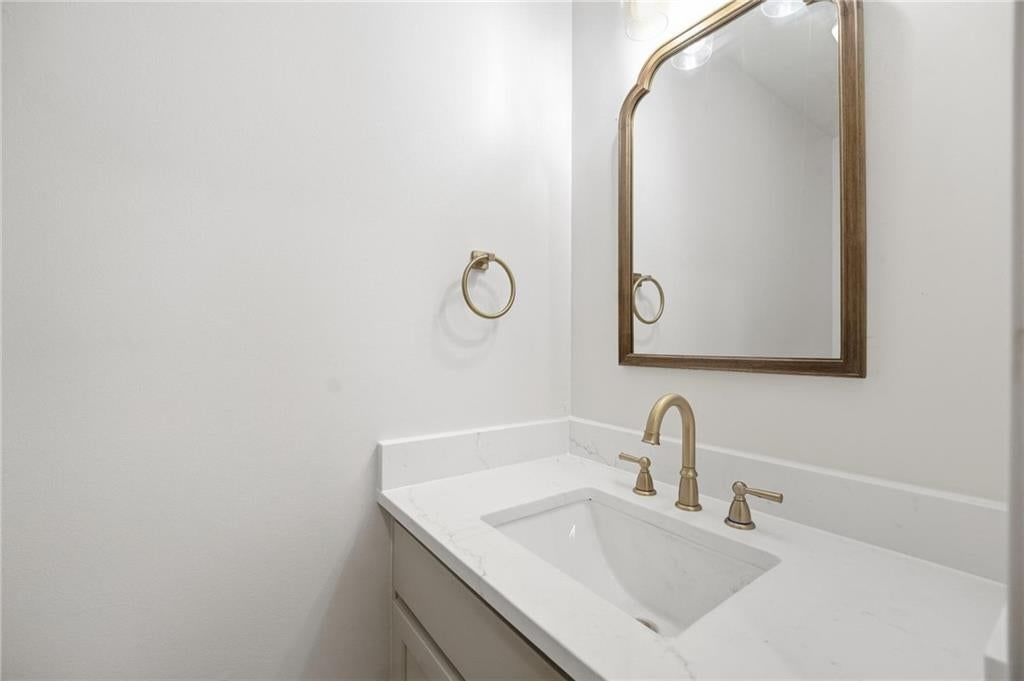 7206 W 101st Terrace — photo 22