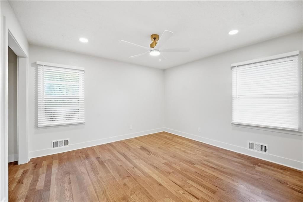 7206 W 101st Terrace — photo 36
