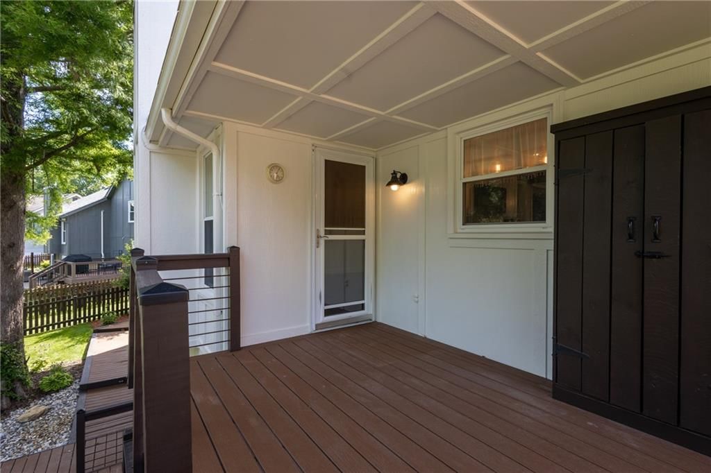 304 SE Brownfield Drive — photo 34